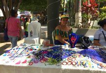 Feria Inclusiva de Empredimiento Guastatoya 2019, abriendo caminos Productos de bisutería expuestos en la I Feria Inclusiva de Emprendimiento de Guastatoya 2018
