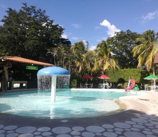 Parque Acuático Valle Dorado: un oasis en el Corredor Seco