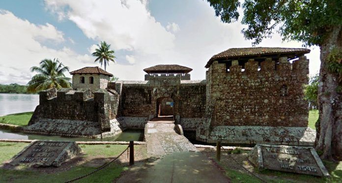 Castillo de San Felipe de Lara