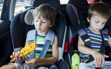 La seguridad de los niños en viajes en automóvil Sistema de Retención Infantil