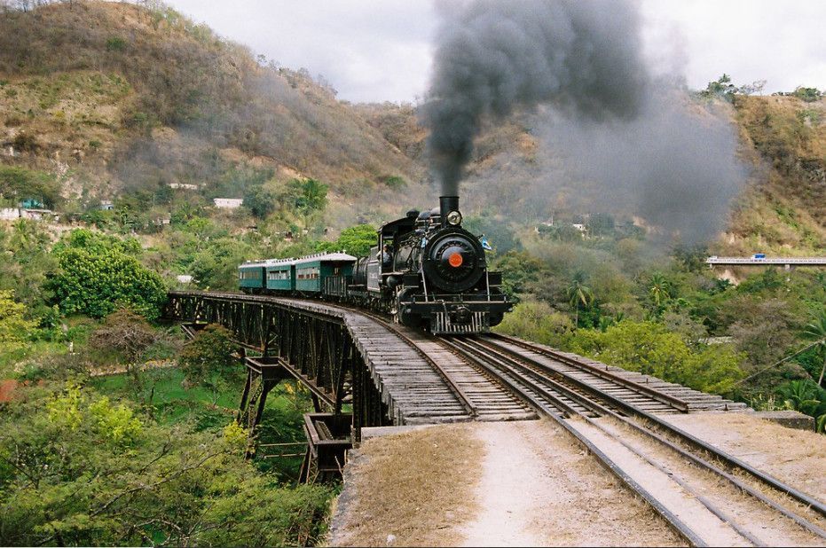 Ferrocarril del Norte en Agua Caliente