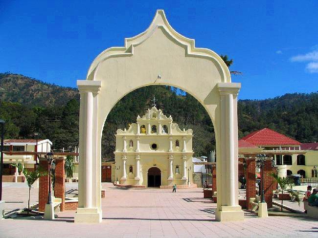 Iglesia de Santa Cruz de El Chol