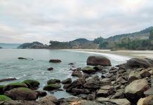 Playa de Lapamán: naturaleza 360 en destrucción Playa de Lapamán
