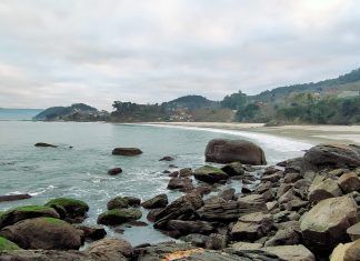 Playa de Lapamán: naturaleza 360 en destrucción Playa de Lapamán