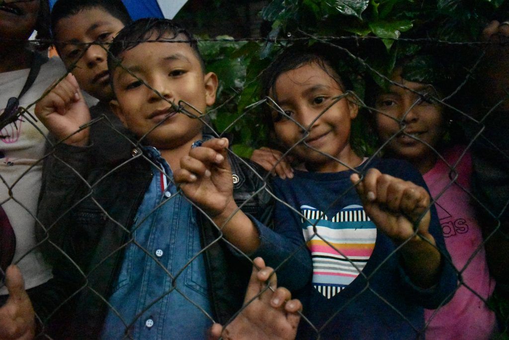 Niños en la Feria del Rosario en El Cimiento