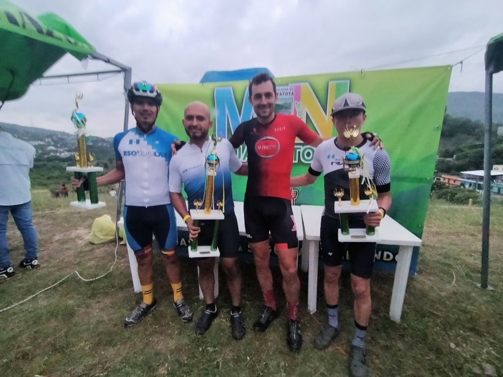 Podium de la categoría sénior