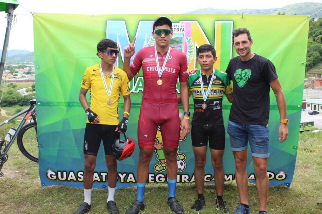 Podium de cadetes
